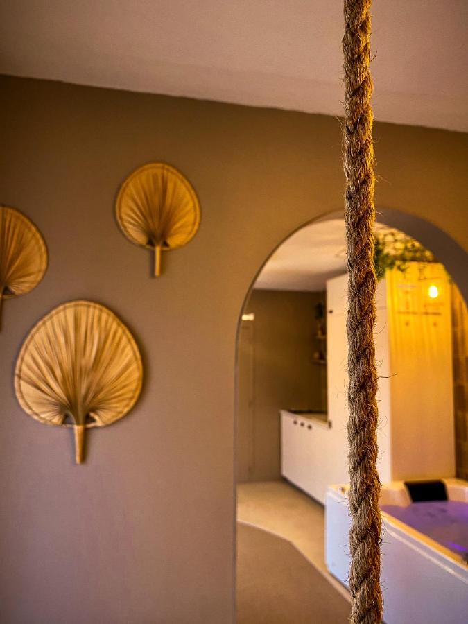 Love Room Suite Bali - Auray En Bretagne Brech Eksteriør billede