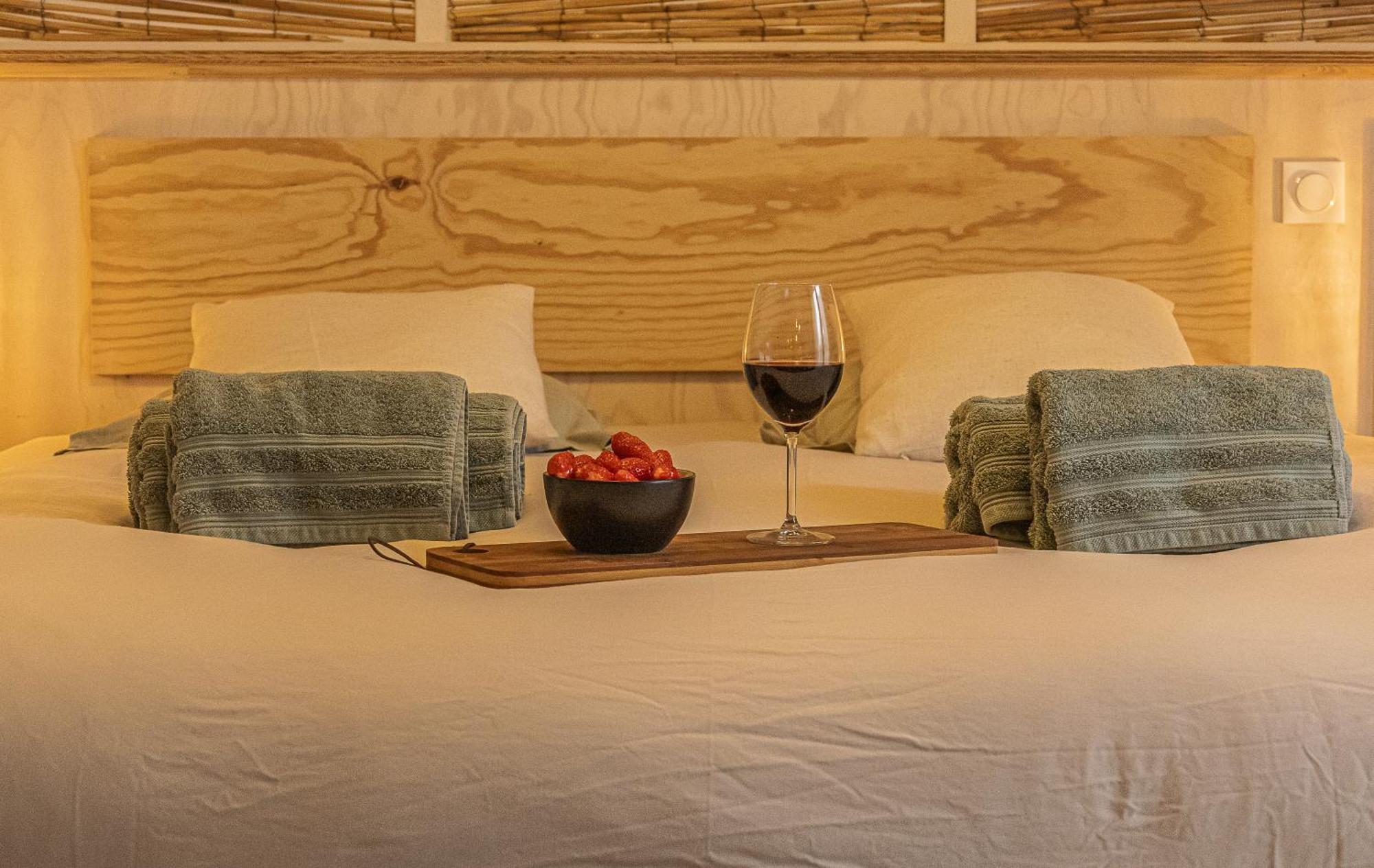 Love Room Suite Bali - Auray En Bretagne Brech Eksteriør billede