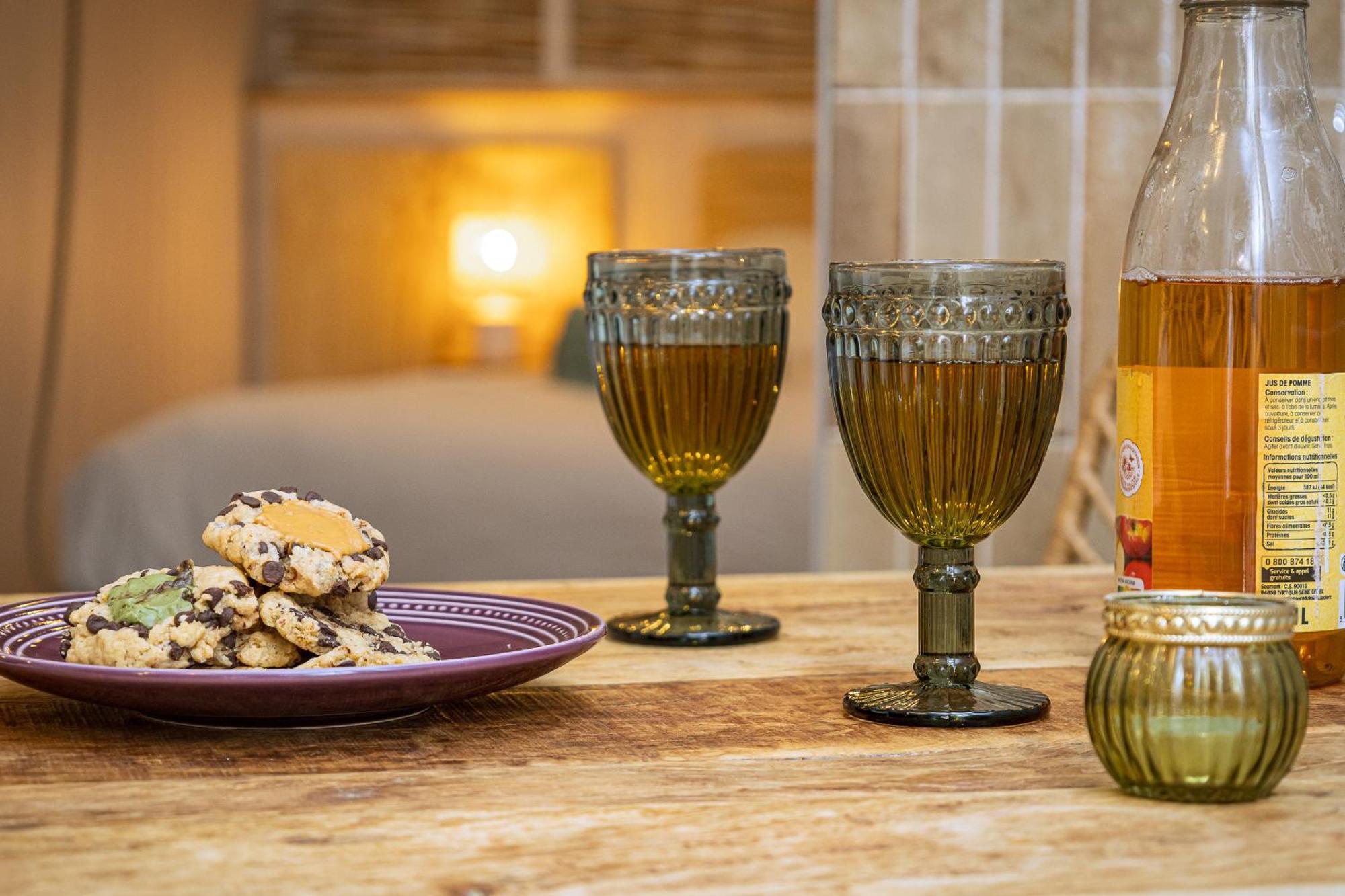 Love Room Suite Bali - Auray En Bretagne Brech Eksteriør billede