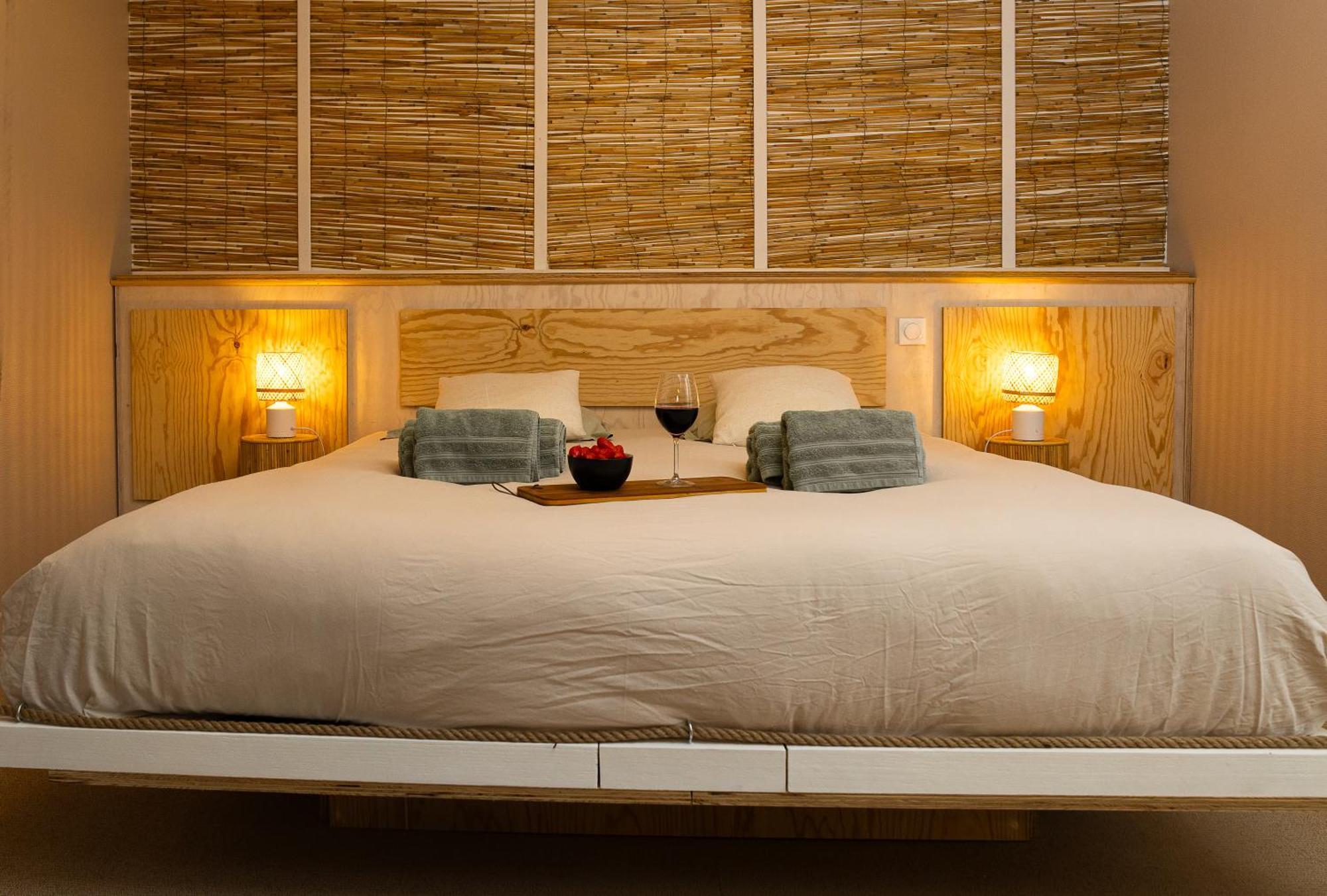 Love Room Suite Bali - Auray En Bretagne Brech Eksteriør billede
